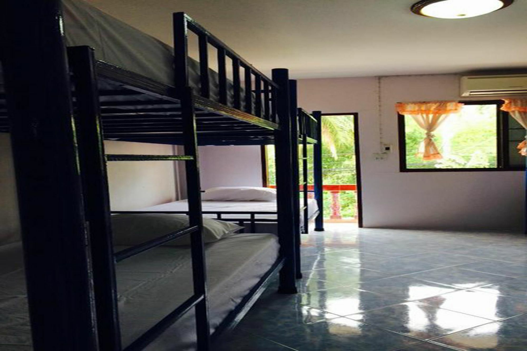 קופנגן Domingo Hostel Phangan מראה חיצוני תמונה
